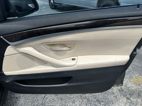 Used 2014 BMW 528i Sedan image 26