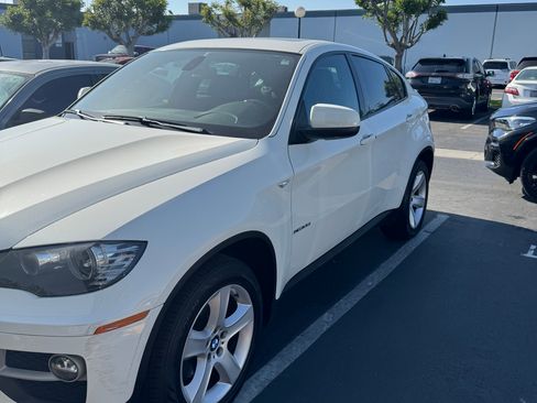 Used 2013 BMW X6 xDrive35i image 1