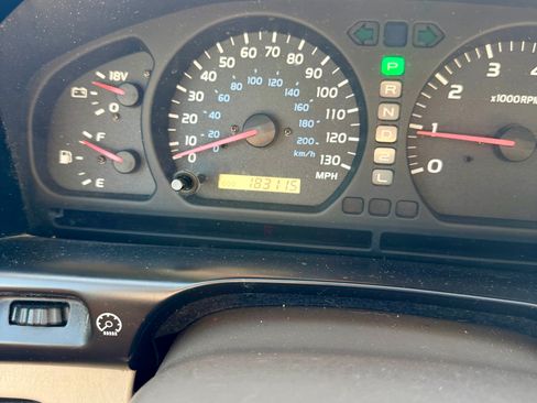 Used 2000 Toyota Land Cruiser AWD/4WD image 16
