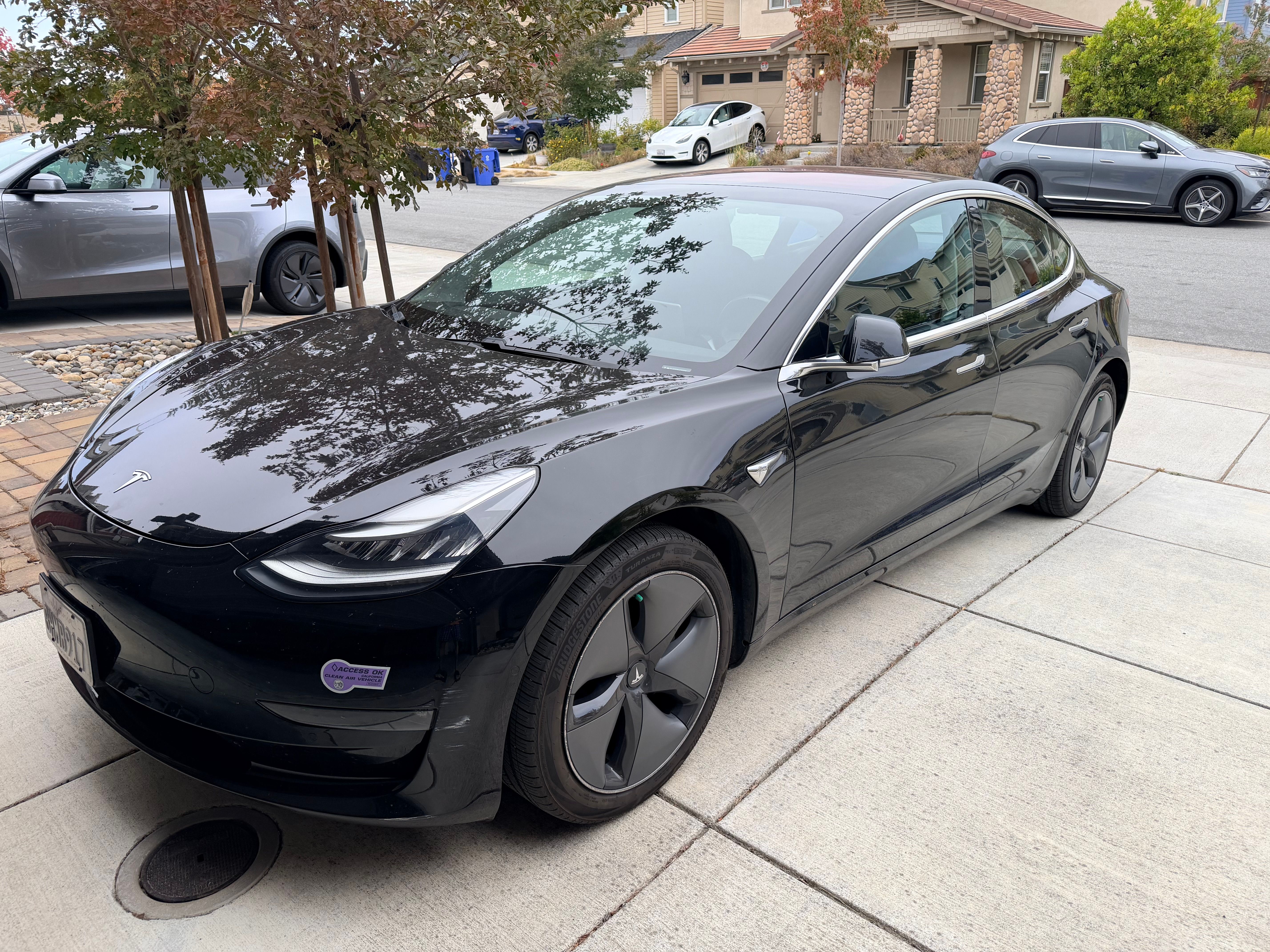 Used 2018 Tesla Model 3 Performance AWD/4WD image 2
