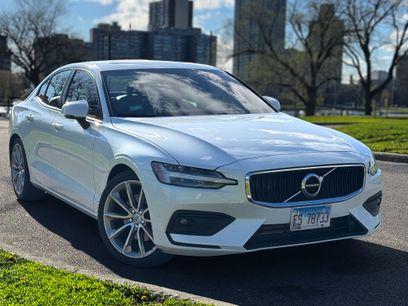 Used 2021 Volvo S60 T5 Momentum w/ Premium Package