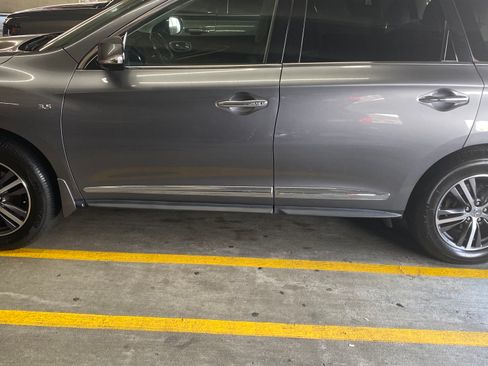 Used 2017 INFINITI QX60 AWD w/ Premium Plus Package image 12