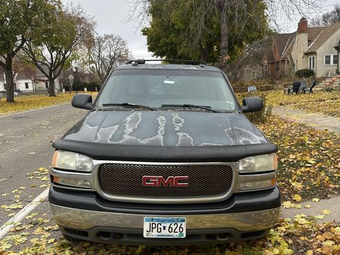 Used 2003 GMC Yukon XL SLT w/ 1SD Preferred Equipment Group image 4
