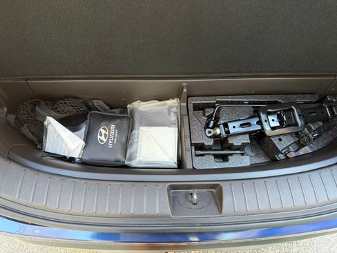 Used 2019 Hyundai Santa Fe AWD w/ Cargo Package image 22