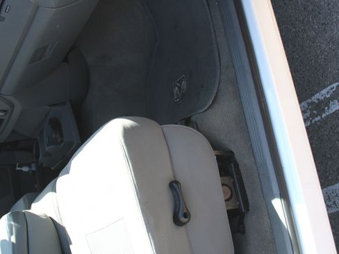 Used 2006 Dodge Ram 2500 Truck SLT w/ Trailer Tow Group RWD image 17