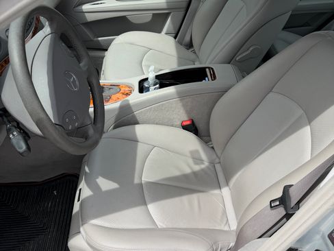 Used 2006 Mercedes-Benz E 350 Sedan image 10