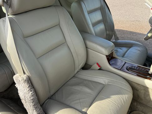 Used 2002 Cadillac Eldorado ESC w/ Preffered Equipment Group image 15