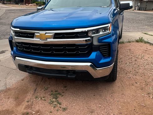 Used 2023 Chevrolet Silverado 1500 LT AWD/4WD image 1