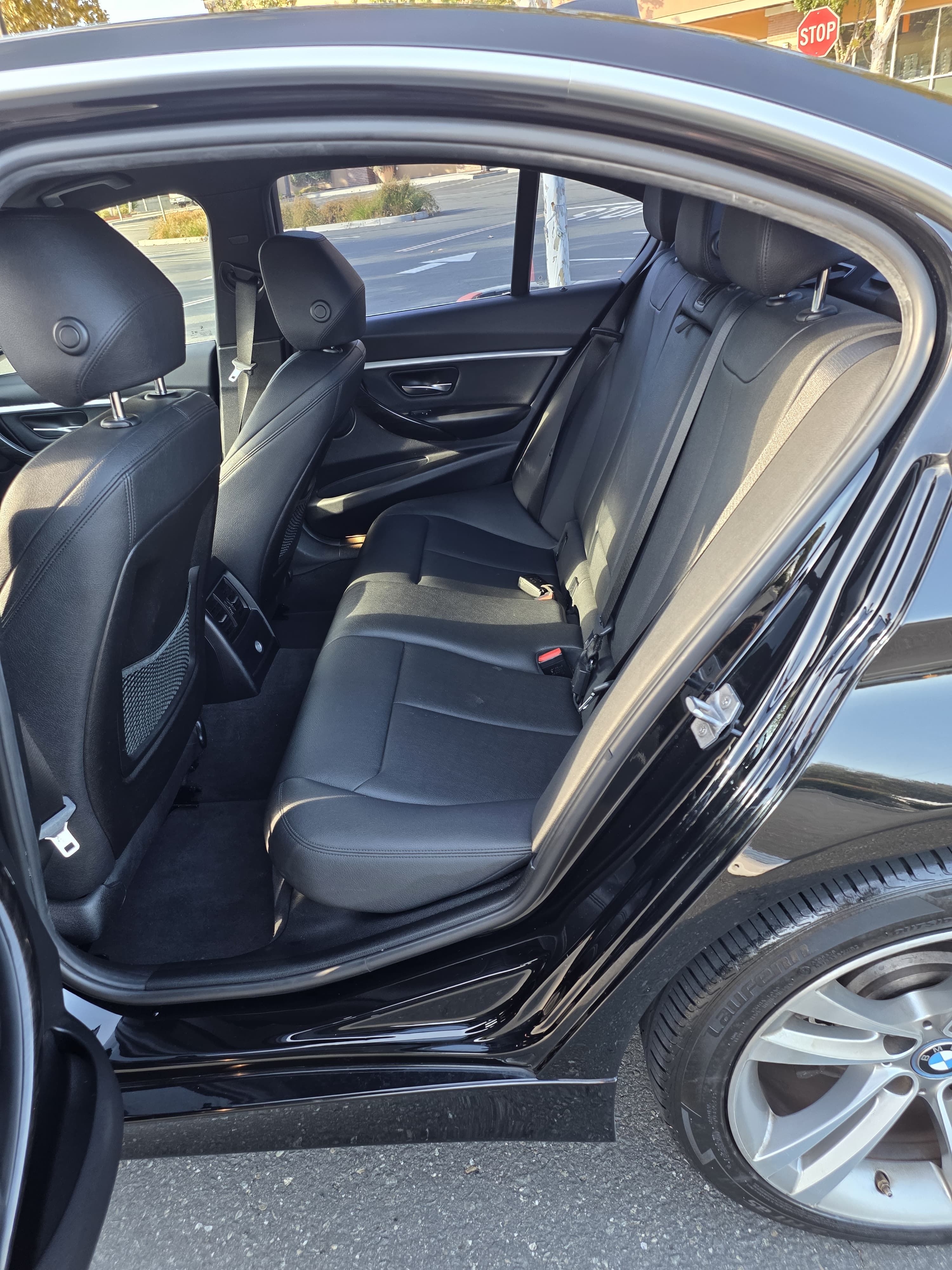 Used 2018 BMW 330e RWD image 11