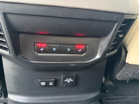 Used 2023 Toyota Tundra 1794 Edition image 28