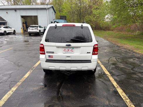Used 2012 Ford Escape XLT FWD image 6