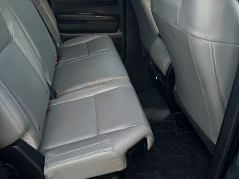 Used 2014 Toyota Tundra SR image 21