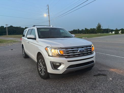 Used 2018 Ford Expedition Max Limited w/ Equipment Group 301A RWD image 1