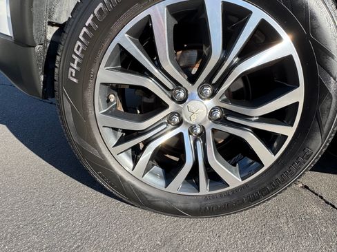 Used 2016 Mitsubishi Outlander Sport ES image 16