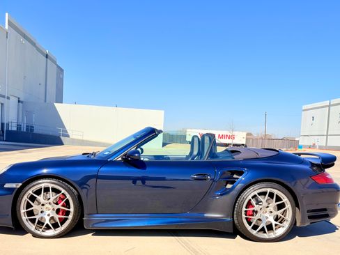 Used 2009 Porsche 911 Turbo image 4
