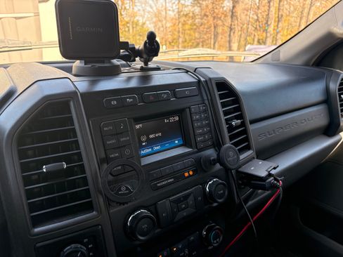 Used 2019 Ford F250 XL w/ STX Appearance Package image 4