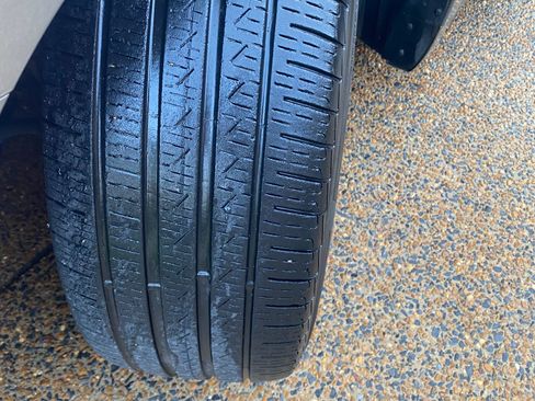 Used 2011 INFINITI M37 w/ Deluxe Touring Pkg image 16