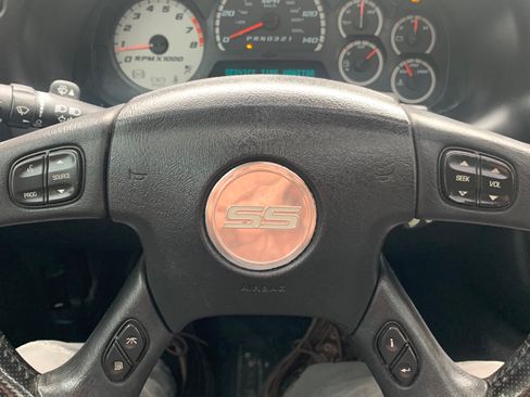 Used 2007 Chevrolet TrailBlazer SS image 22