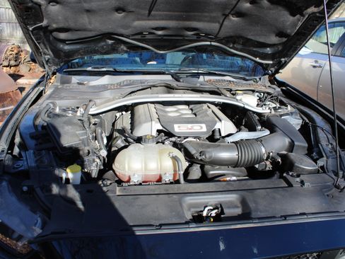 Used 2017 Ford Mustang GT w/ GT Performance Package image 10