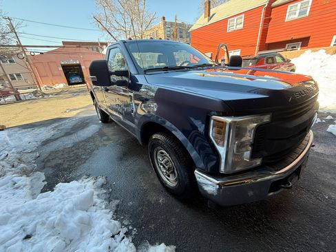 Used 2018 Ford F250 XL w/ Power Equipment Group image 2