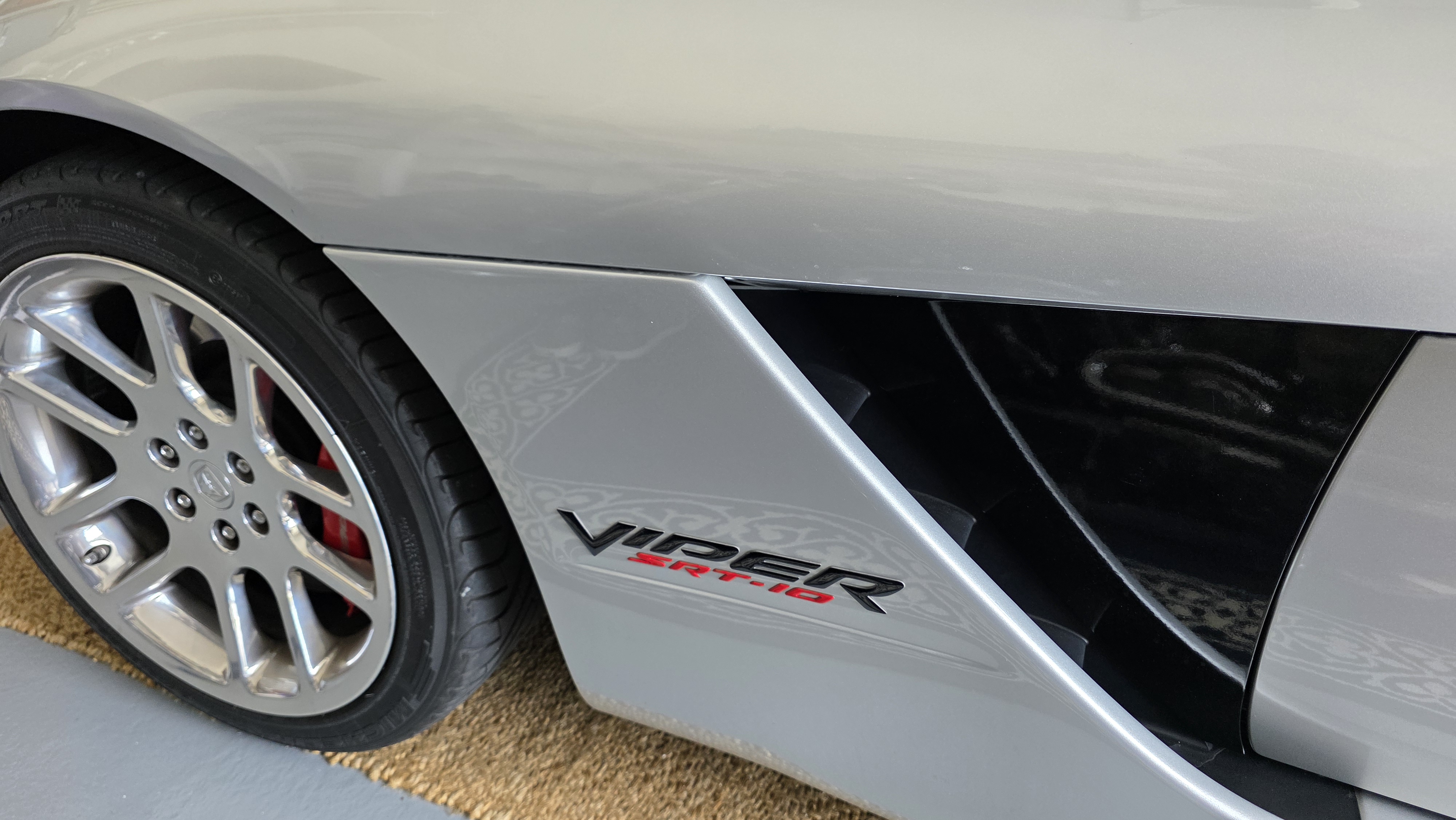 Used 2005 Dodge Viper SRT-10 w/ Mamba Edition Group RWD image 21