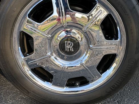 Used 2009 Rolls-Royce Phantom Coupe image 14