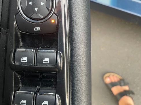 Used 2017 Ford Edge Titanium w/ Equipment Group 302A image 17