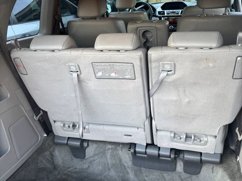 Used 2016 Honda Odyssey EX-L image 9
