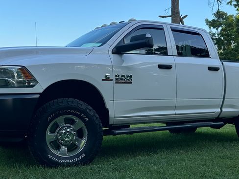 Used 2015 RAM 2500 Tradesman AWD/4WD image 1