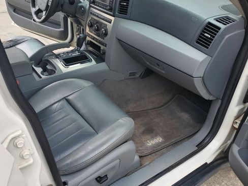 Used 2007 Jeep Grand Cherokee Laredo image 11