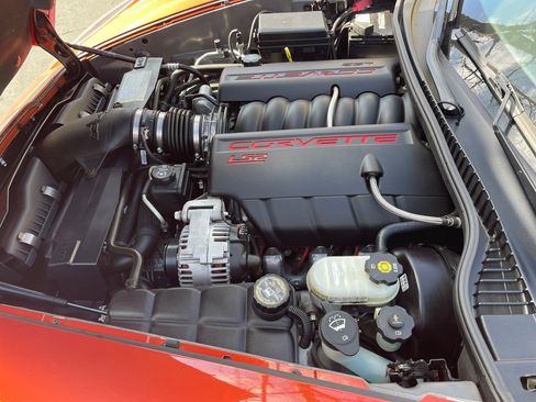 Used 2005 Chevrolet Corvette Coupe w/ Preferred Equipment Group image 9