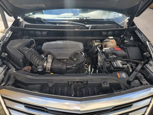 Used 2017 Cadillac XT5 Luxury image 22