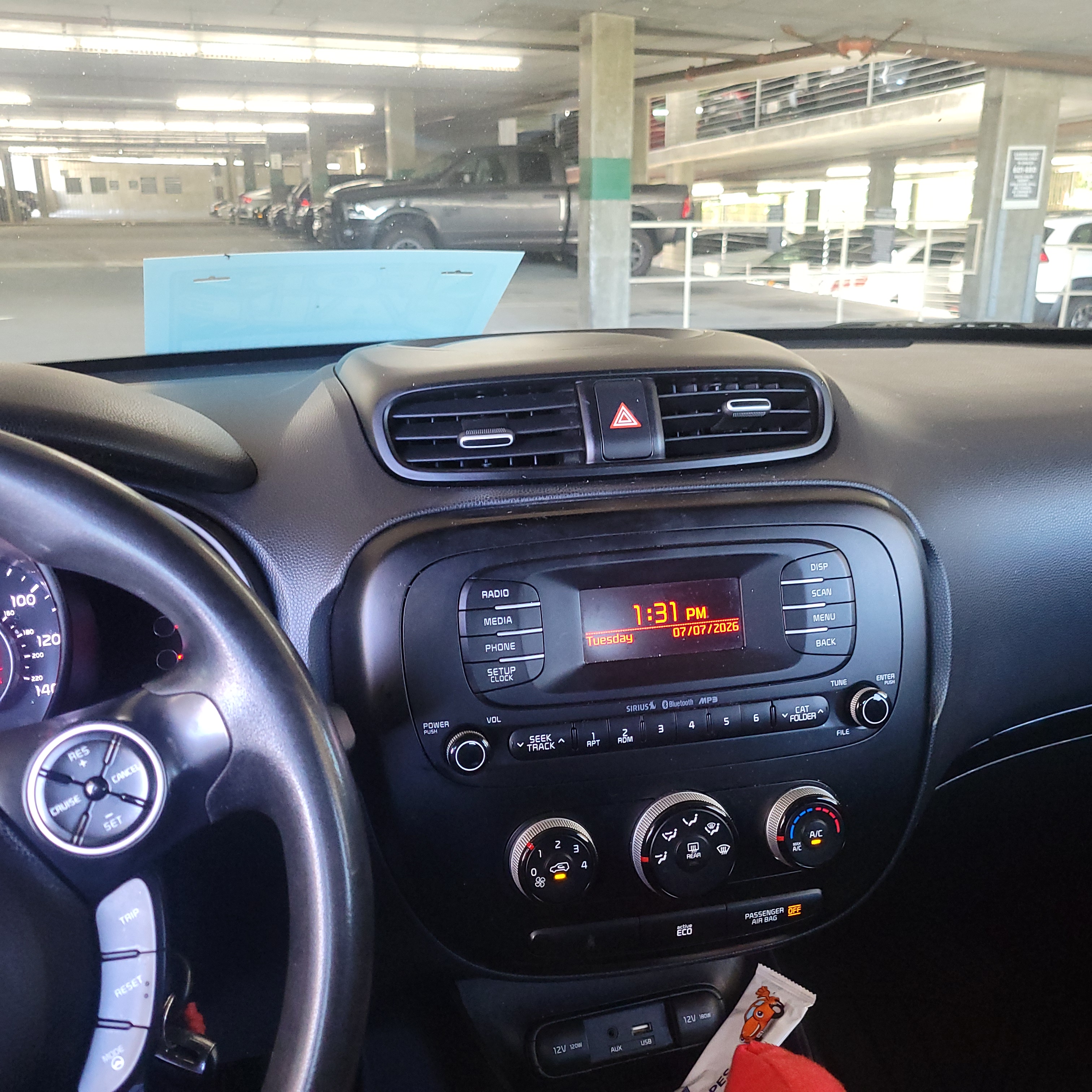 Used 2015 Kia Soul + FWD image 11