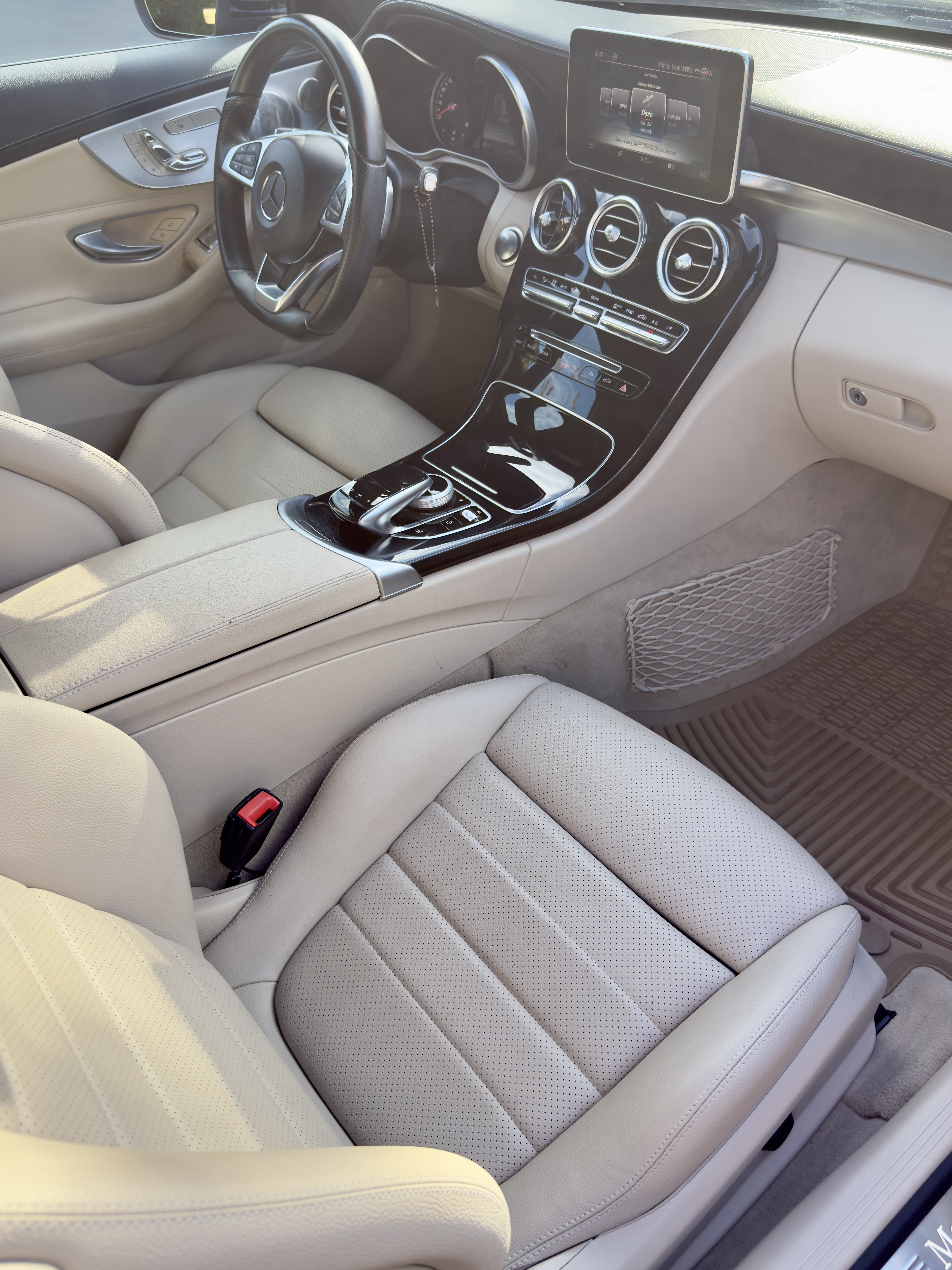 Used 2017 Mercedes-Benz C 300 Coupe image 8