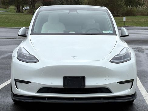 Used 2021 Tesla Model Y Performance image 6