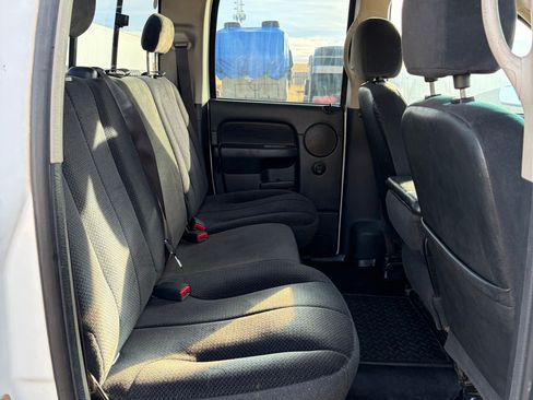 Used 2004 Dodge Ram 2500 Truck SLT w/ Trailer Tow Group image 2