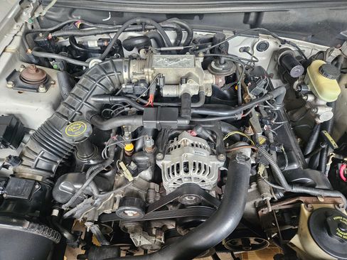 Used 2000 Ford Mustang GT image 14