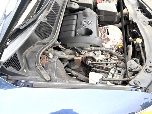 Used 2015 Toyota Venza LE AWD/4WD image 10