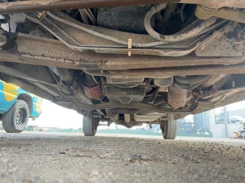 Used 2009 Ford E-150 and Econoline 150 Van 3D image 27