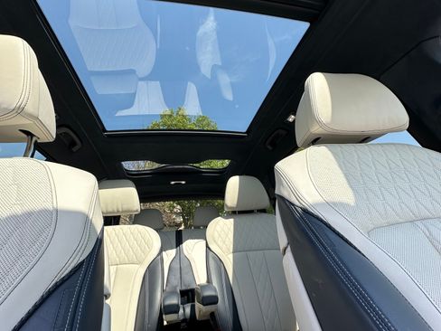 Used 2019 BMW X7 xDrive50i w/ Dynamic Handling Package AWD/4WD image 29