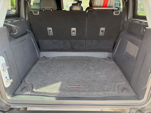 Used 2022 Ford Bronco Wildtrak image 18