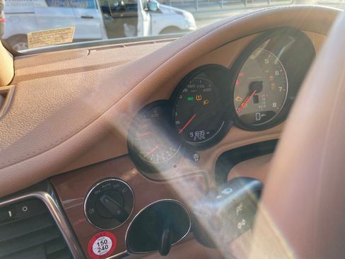 Used 2013 Porsche Panamera S w/ Premium Pkg Plus image 9