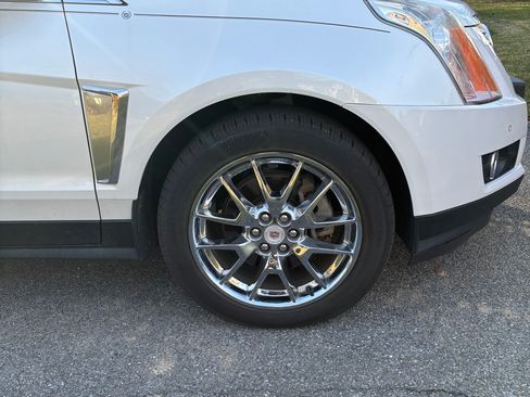 Used 2014 Cadillac SRX Premium w/ Driver Assist Package image 15