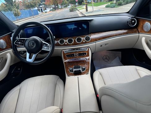 Used 2020 Mercedes-Benz E 350 Sedan image 11