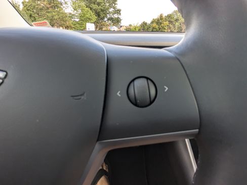 Used 2019 Tesla Model 3 Long Range image 8