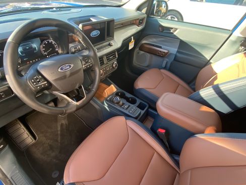 Used 2023 Ford Maverick Lariat w/ Lariat Luxury Package image 14