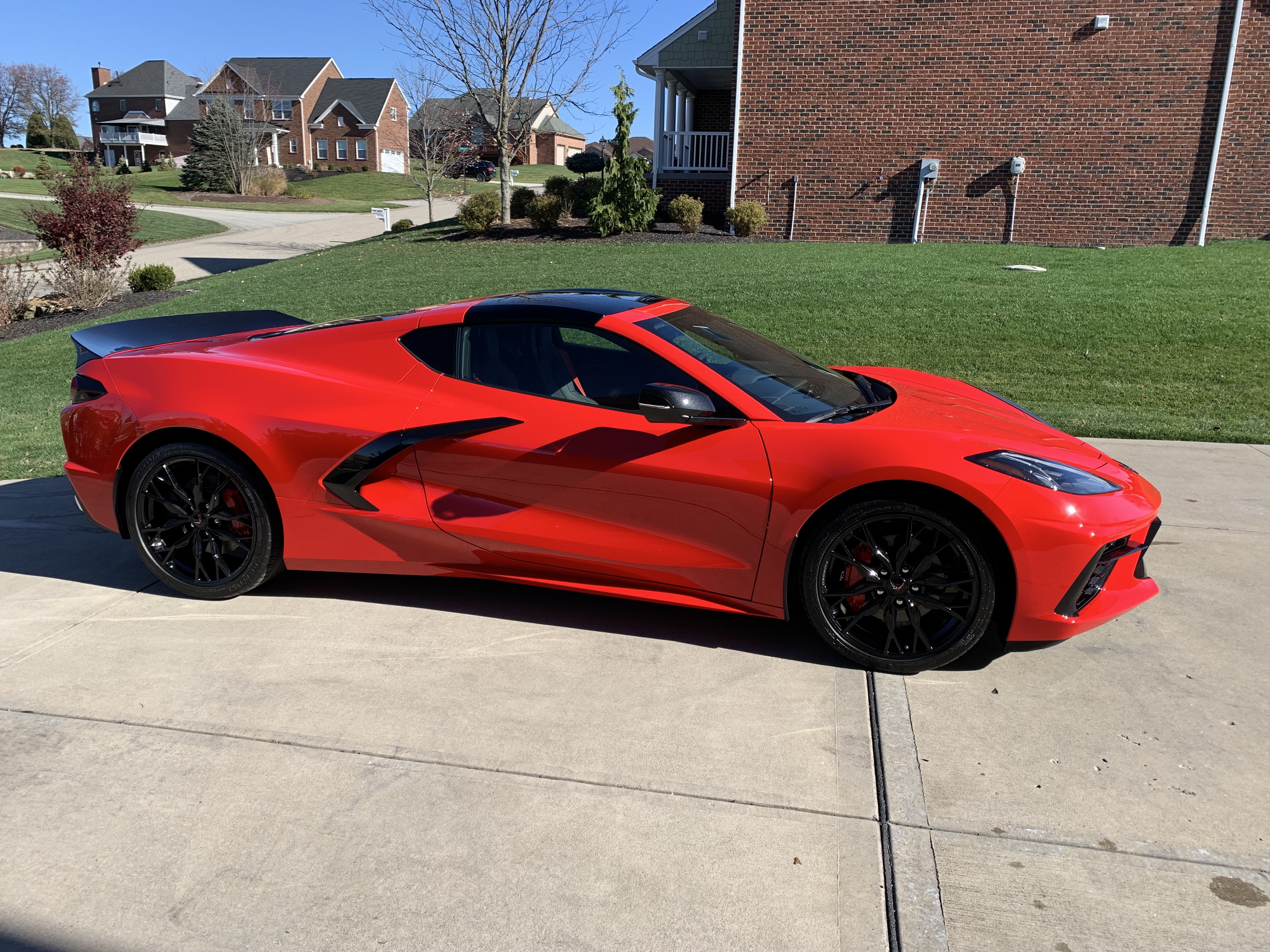 Used 2023 Chevrolet Corvette Stingray Coupe w/ 1LT RWD image 1
