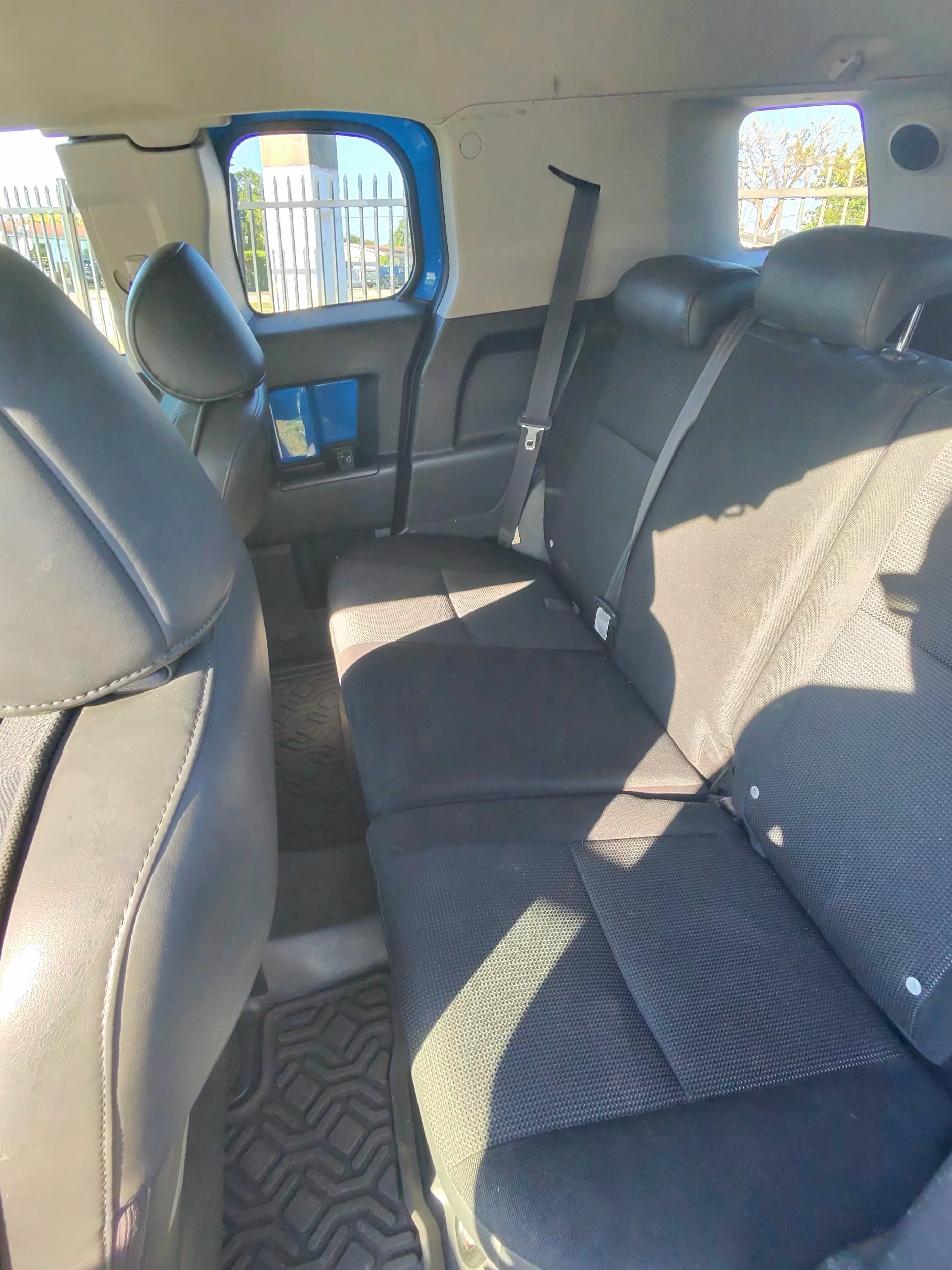 Used 2007 Toyota FJ Cruiser 2WD image 9