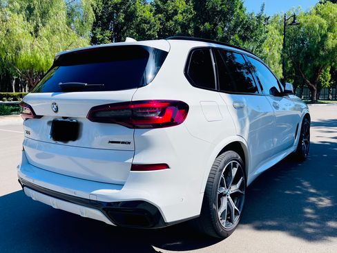Used 2021 BMW X5 xDrive45e w/ M Sport Package AWD/4WD image 8