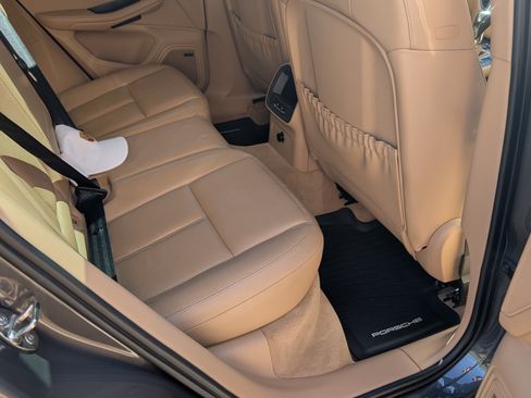 Used 2015 Porsche Macan S image 20